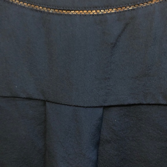 Vince Silky Navy Blue Top Size Small - Picture 4 of 5